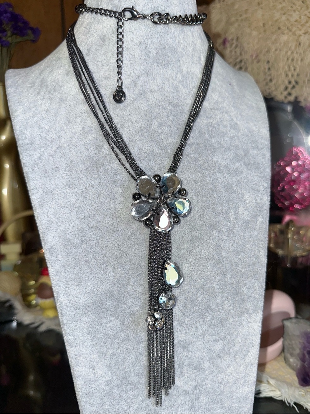 Vera Wang • Floral Rhinestone Layered Chain Statement Necklace